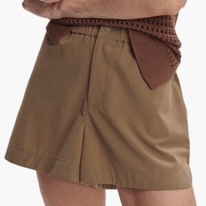 NEW Varley Nila Shorts in Taupe Stone
